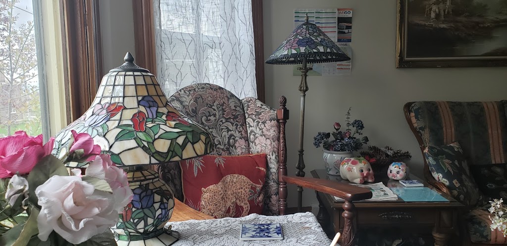 Niagara Inn Bed & Breakfast | 4300 Simcoe St, Niagara Falls, ON L2E 1T6, Canada | Phone: (905) 347-5575