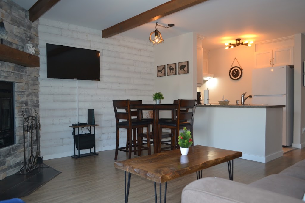 Elegant Apartment by Suites Tremblant on the Lake | 227 Ch. de Lac Tremblant N A411, Mont-Tremblant, QC J8E 1B9, Canada | Phone: (438) 994-1303