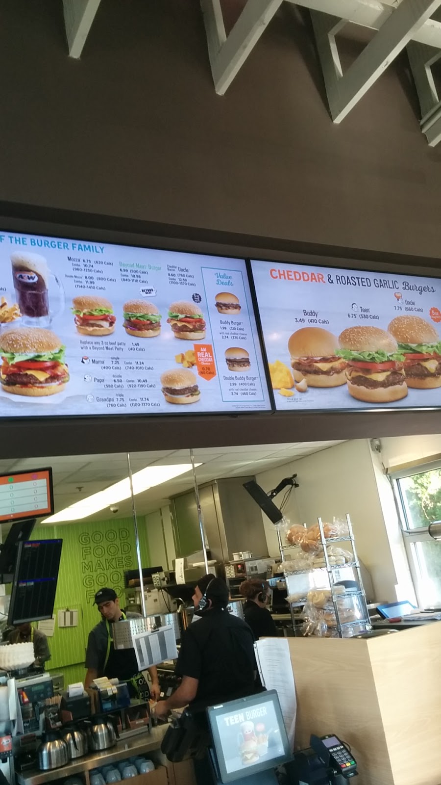 A&W Canada | 20811 Lougheed Hwy, Maple Ridge, BC V2X 2R2, Canada | Phone: (604) 380-3030