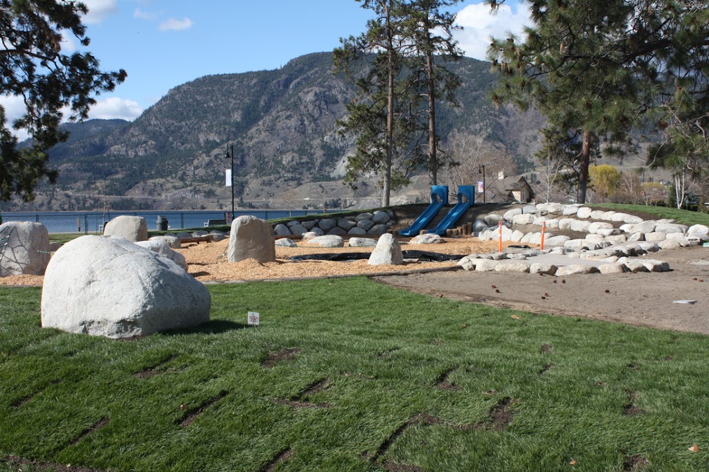Sunny Beach Motel | 3648 Parkview St, Penticton, BC V2A 3W3, Canada | Phone: (250) 492-7114