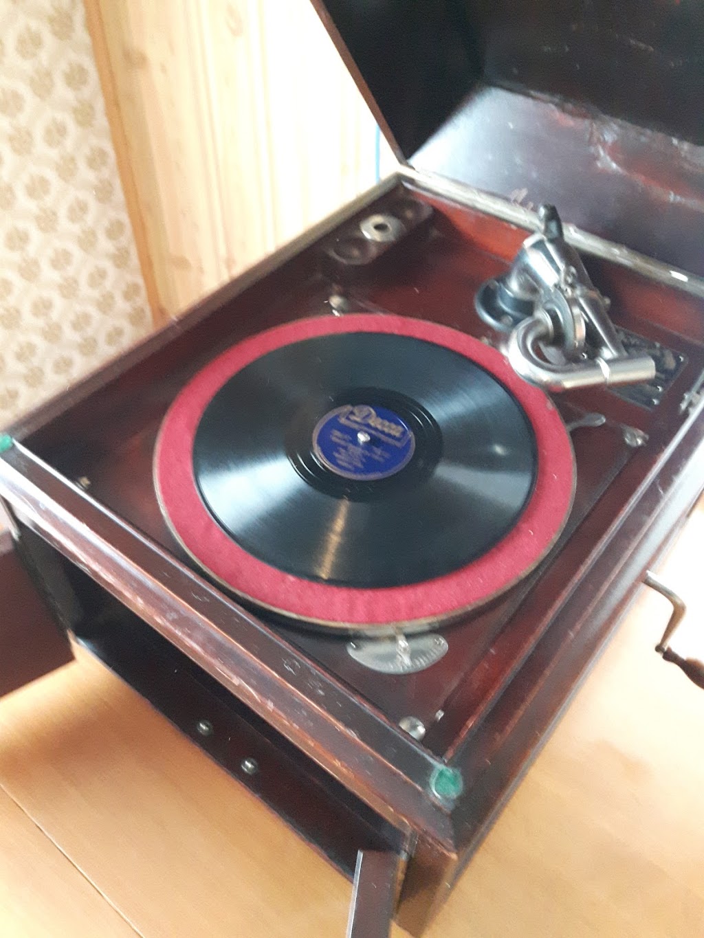Gramophones QC | 487 Rue Principale, Saint-Philibert, QC G0M 1X0, Canada | Phone: (418) 230-3925