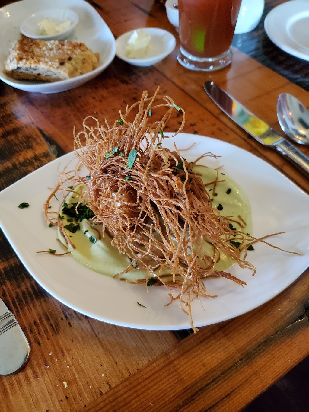 Mahle House Restaurant | 2104 Hemer Rd, Nanaimo, BC V9X 1L8, Canada | Phone: (250) 722-3621