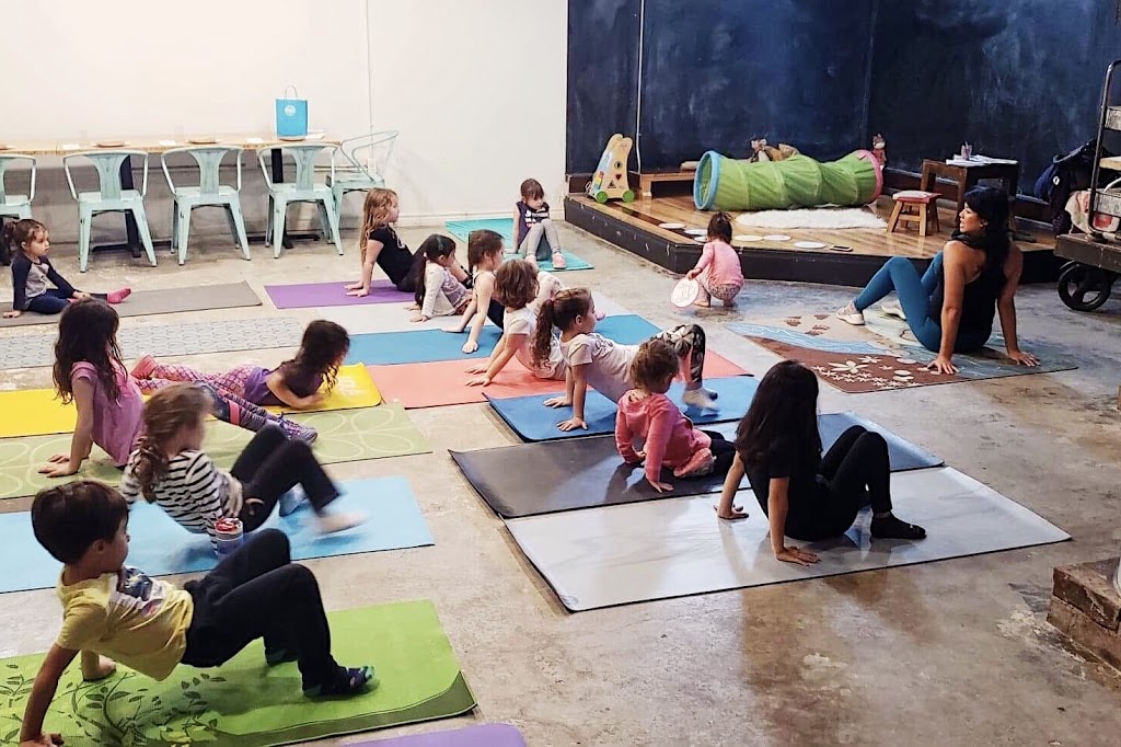 Fit Mama Training | 134 Park Lawn Rd, Etobicoke, ON M8Y 3H6, Canada | Phone: (647) 808-4471