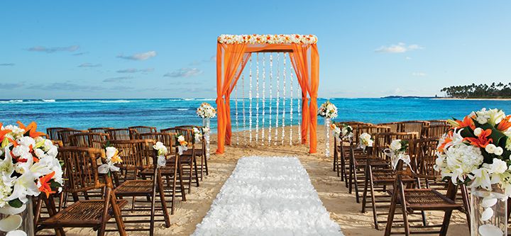 Liz Moore Destination Weddings | 210-4280 Bayview St, Richmond, BC V7E 0B3, Canada | Phone: (877) 978-7555