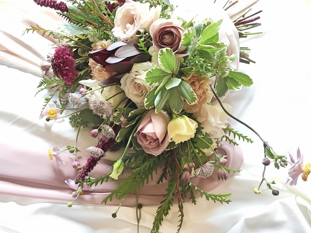 Elegance of Nature | 3677 Town Line, Severn, ON L3V 7A6, Canada | Phone: (705) 241-8552