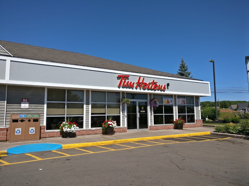 Tim Hortons | 25 Meadowbank Rd, Cornwall, PE C0A 1H0, Canada | Phone: (902) 626-3112