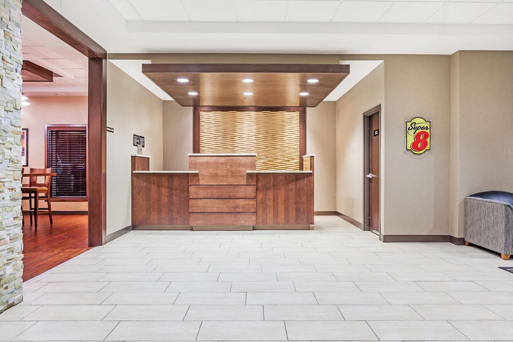 Super 8 by Wyndham Wetaskiwin | 3820 56 St, Wetaskiwin, AB T9A 2B2, Canada | Phone: (780) 361-3808