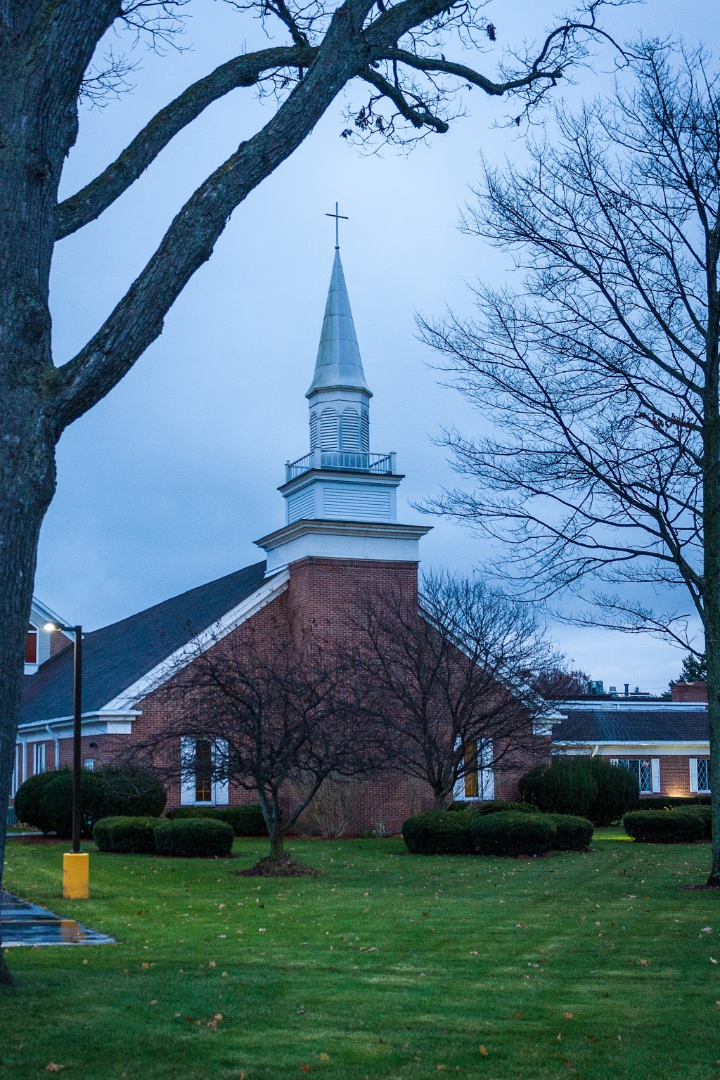 Colonial Woods Missionary Church | 3240 Pine Grove Ave, Port Huron, MI 48060, USA | Phone: (810) 984-5571