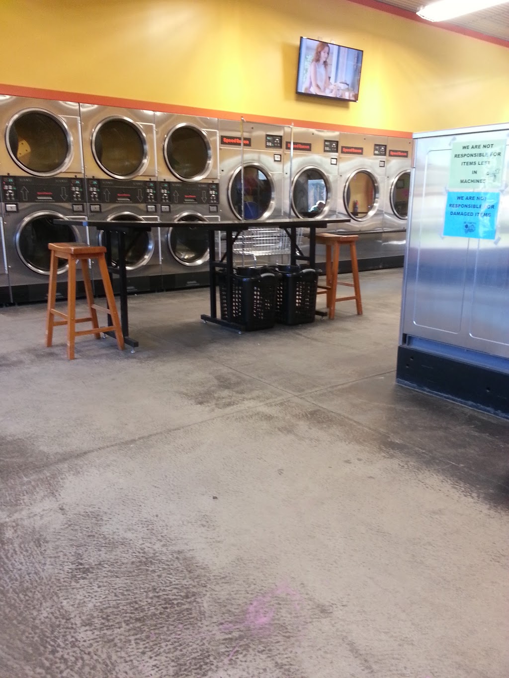 Wash N Wear Laundromat | 2846 Saunders Settlement Rd, Sanborn, NY 14132, USA | Phone: (716) 216-4078