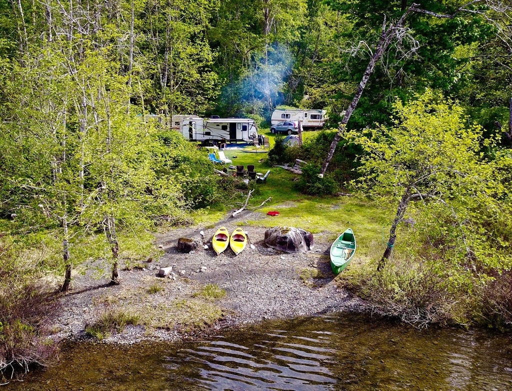 Arbutus RV & Marine Sales Ltd - NANAIMO | 3350 Spitfire Way, Cassidy, BC V0R 1H0, Canada | Phone: (250) 245-3858