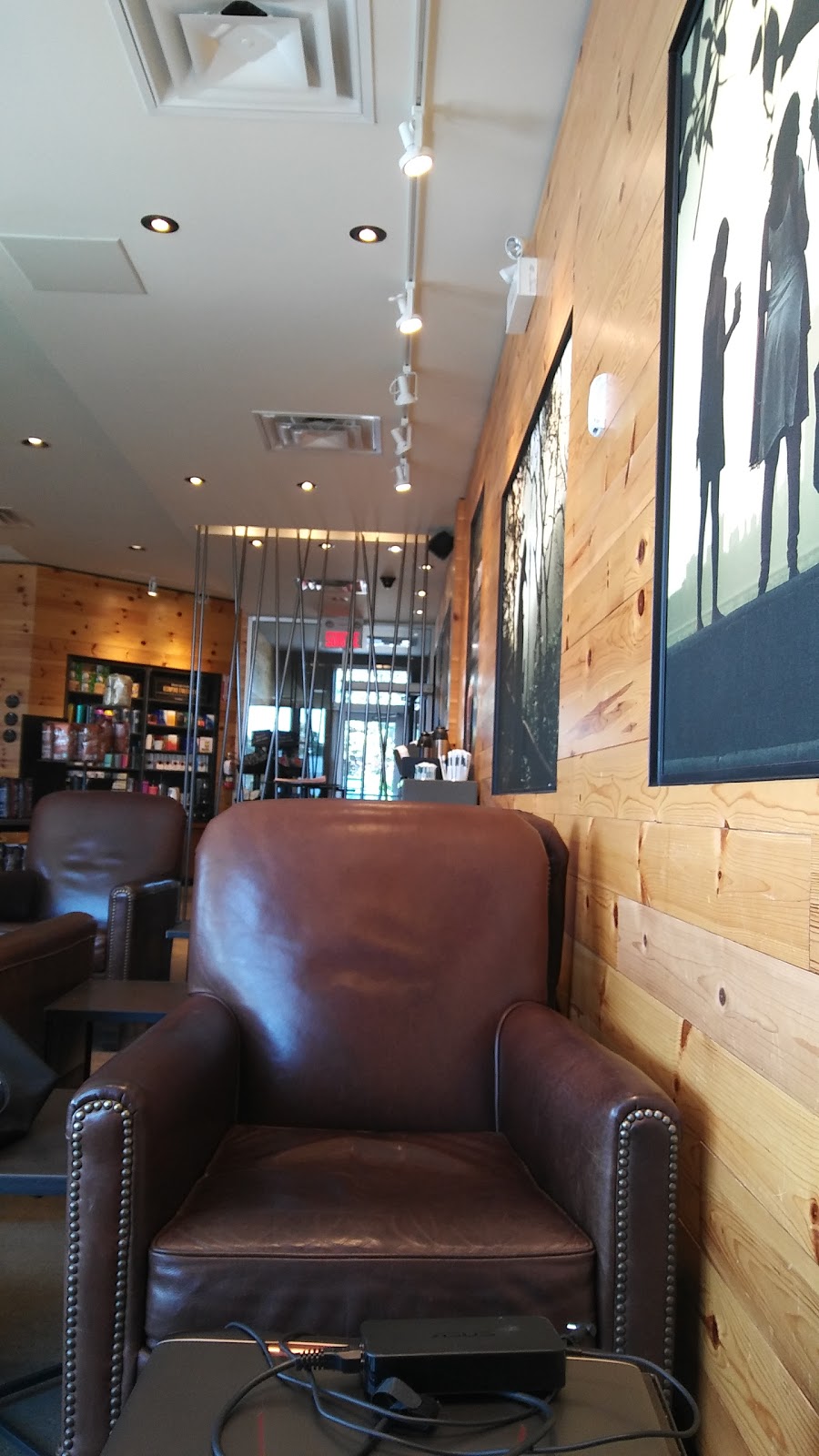 Starbucks | 9065 Boulevard de lOrmière, Québec, QC G2B 3K2, Canada | Phone: (418) 847-6352