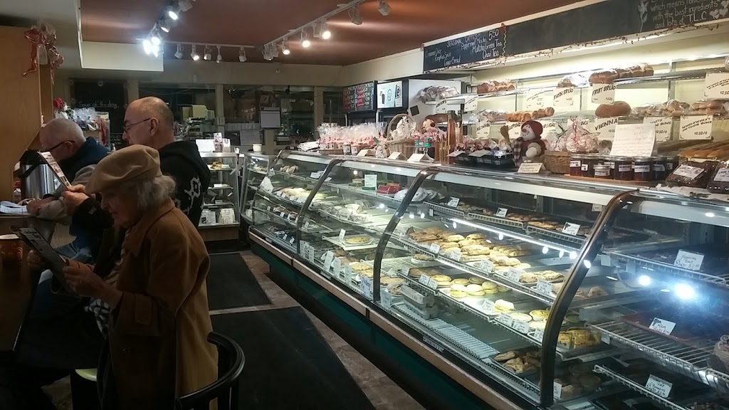 Embe Bakery | 174 Fulford-Ganges Rd, Salt Spring Island, BC V8K 2T8, Canada | Phone: (250) 537-5611
