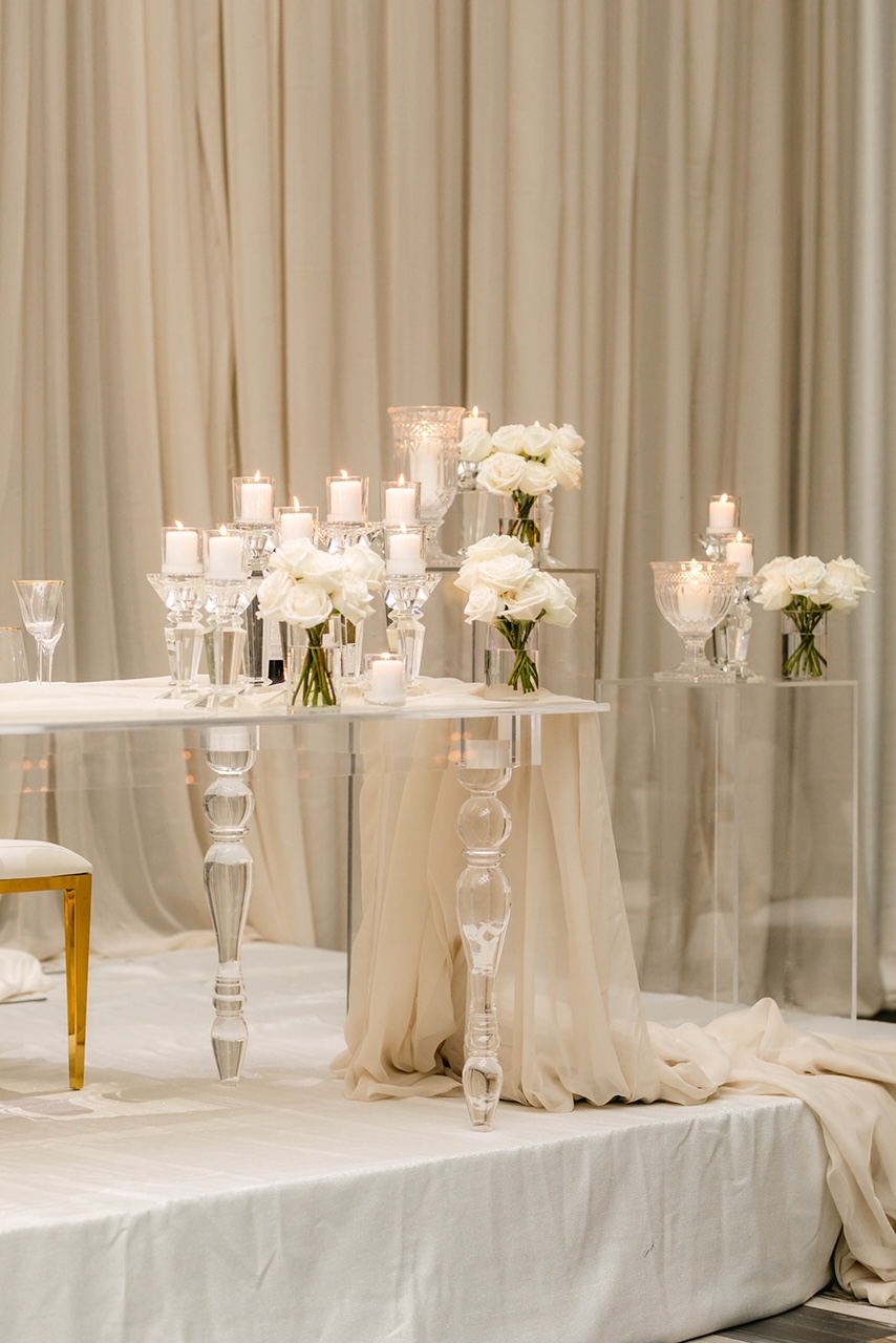 Have A Seat | 75 Brisbane Rd, North York, ON M3J 2K3, Canada | Phone: (416) 633-4447
