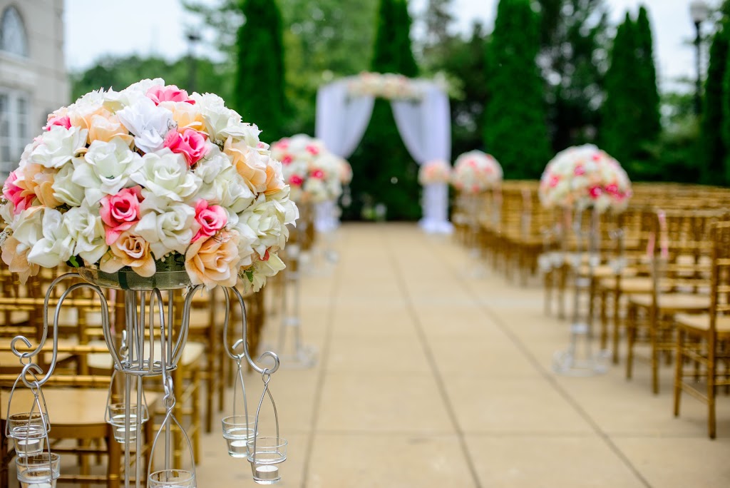 Amar Flowers Gifts and Fine Furniture | 1565 Keele St, York, ON M6N 3G1, Canada | Phone: (416) 645-0180
