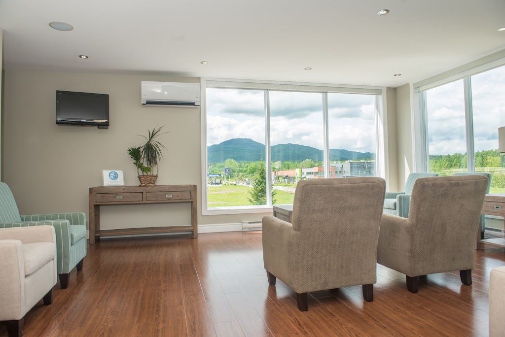 Daloze Vincent Dr | 2330 Rue Principale O, Magog, QC J1X 0J1, Canada | Phone: (819) 843-5245