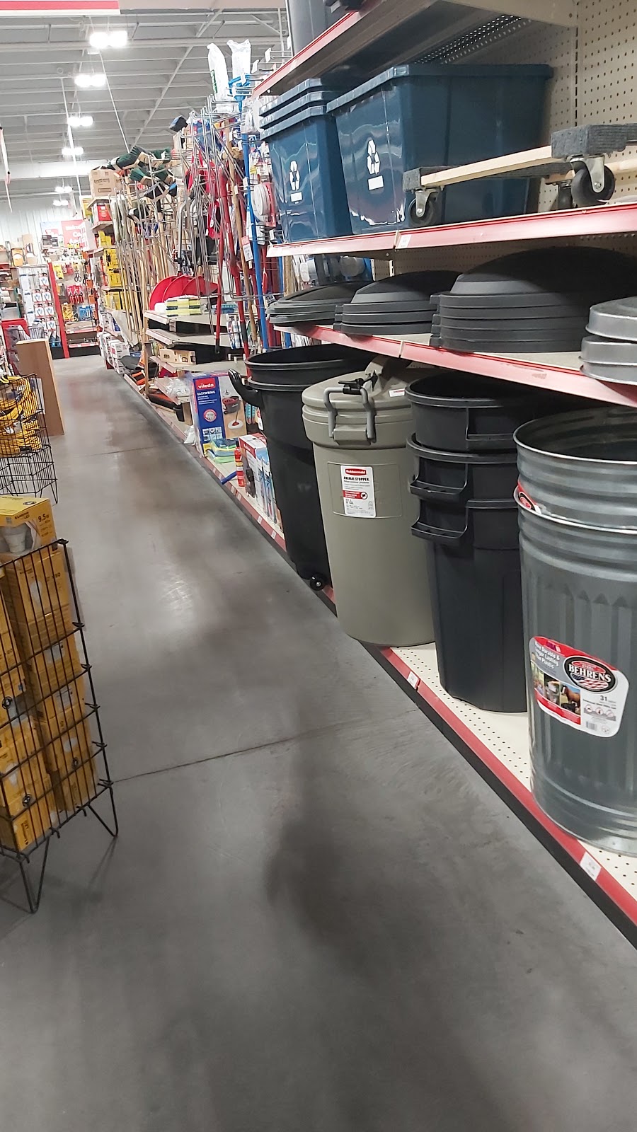 TSC Stores | 235 Talbot St E, Leamington, ON N8H 3V6, Canada | Phone: (519) 324-9658