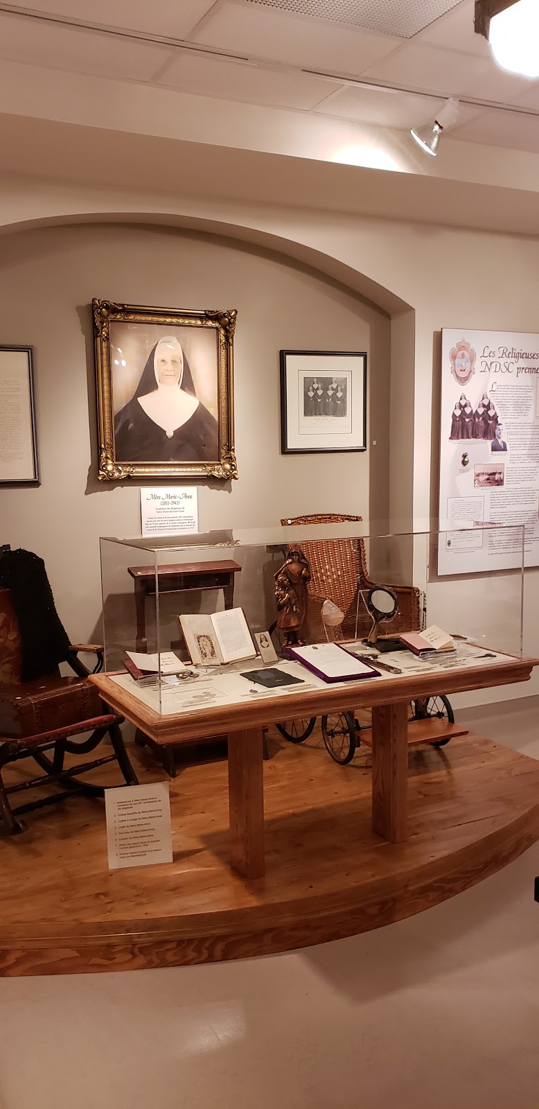 Salle Heritage Ndsc | 125 King St, Moncton, NB E1C 4M7, Canada | Phone: (506) 857-9414