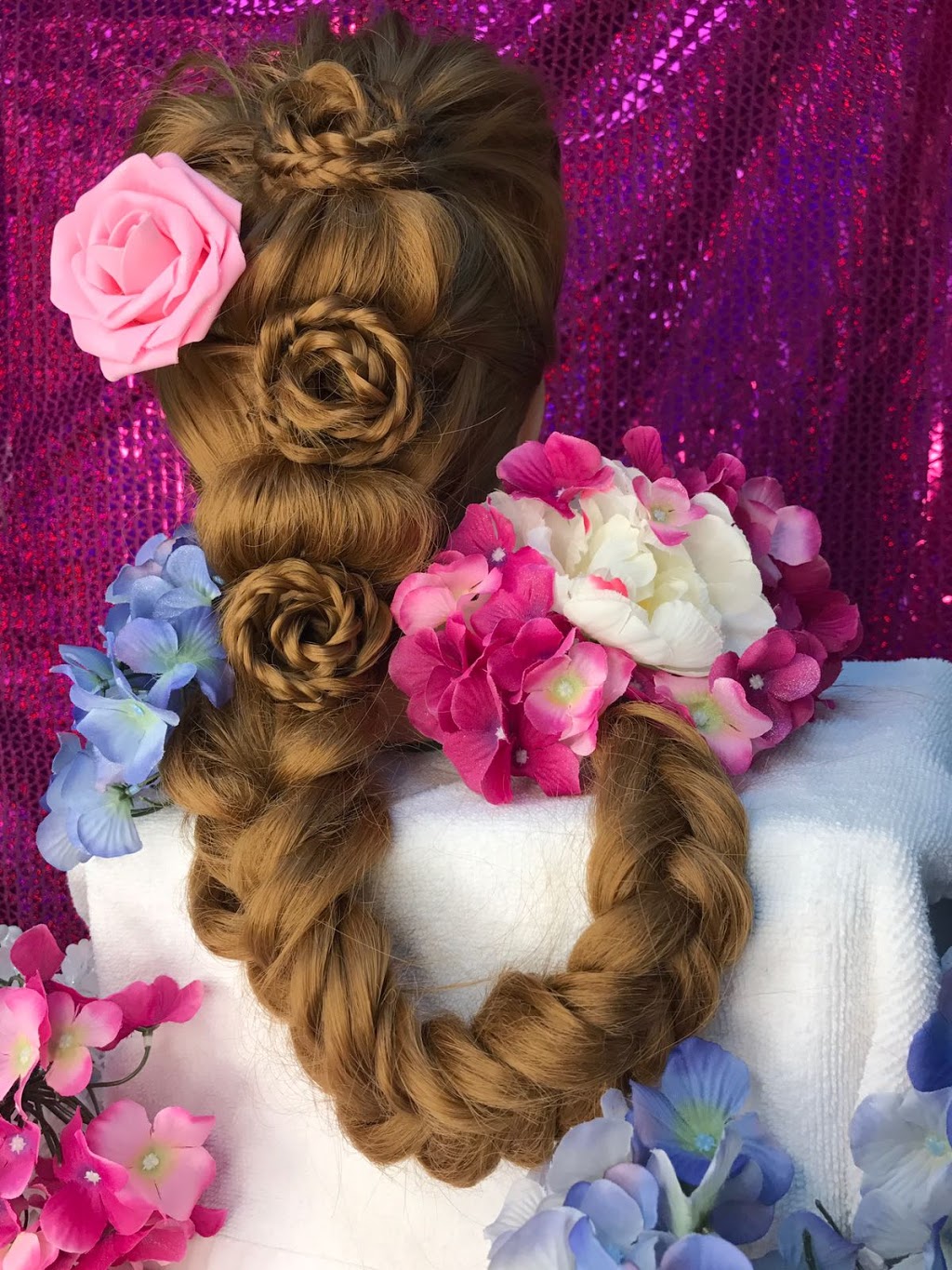 Masters Touch Hair Salon | 15551 Fraser Hwy #103, Surrey, BC V3S 2V8, Canada | Phone: (604) 581-5727