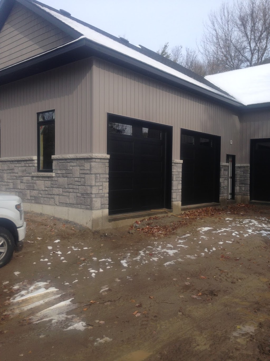 Richards-Wilcox Canada | 5100 Timberlea Blvd, Mississauga, ON L4W 2S5, Canada | Phone: (905) 625-0037