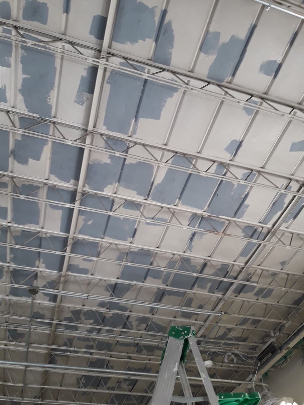 Above Painting | 395 Fraser St, Pembroke, ON K8A 1Y5, Canada | Phone: (613) 639-3342