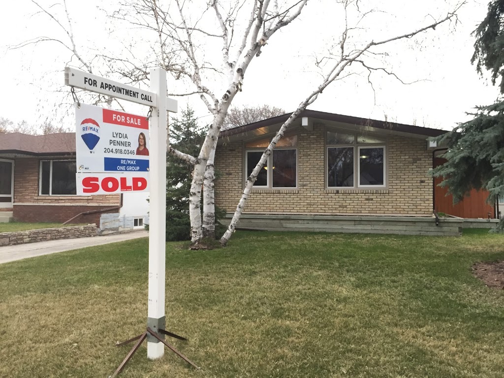 Winnipeg Real Estate agent | 633 Stafford St, Winnipeg, MB R3M 2X6, Canada | Phone: (204) 918-0346