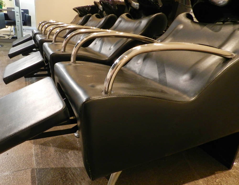Define Hair Design & Spa | 3051 Walkers Line, Burlington, ON L7M 0W3, Canada | Phone: (905) 332-7972