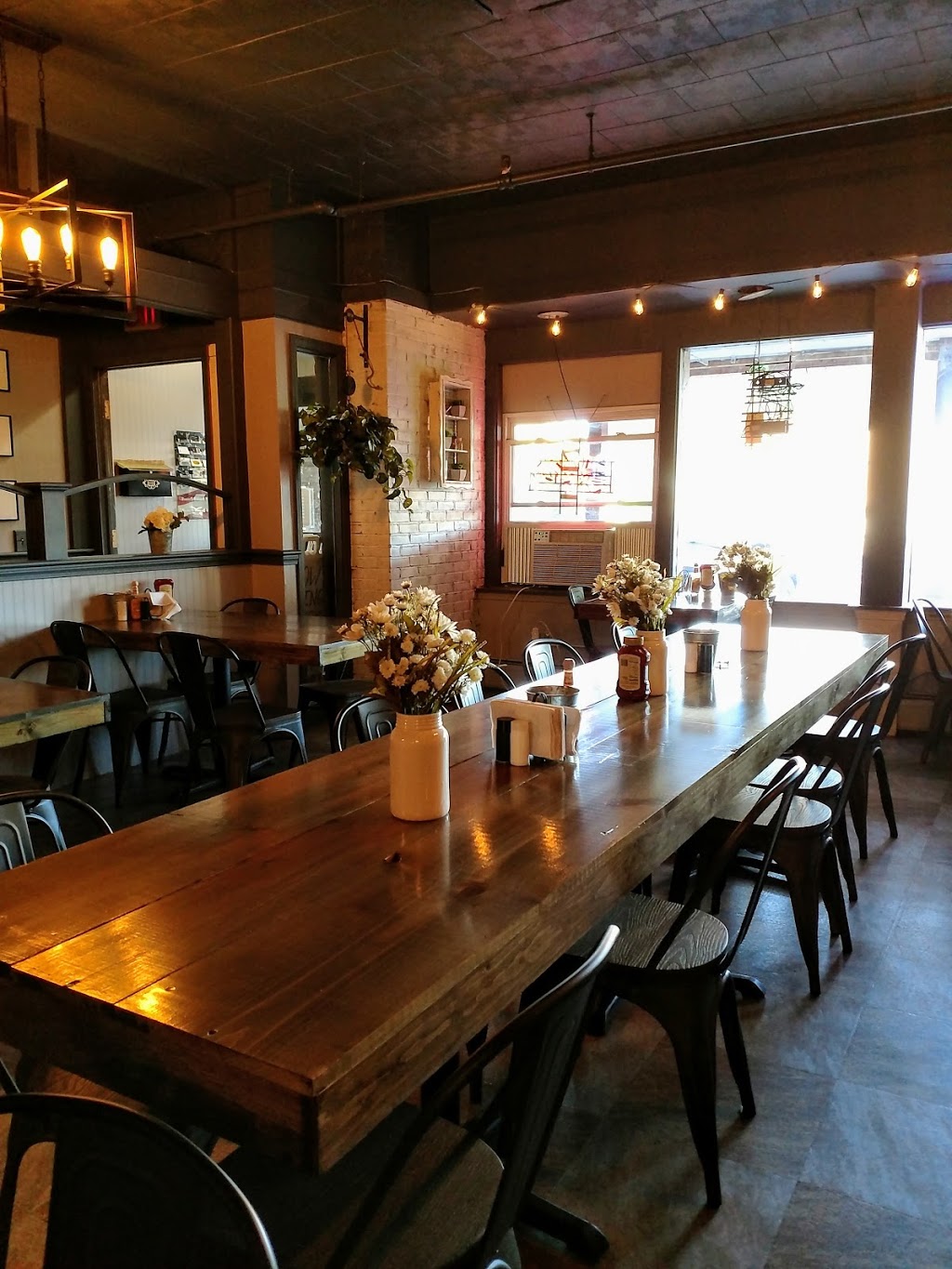 Swanton House of Pizza | 34 Merchants Row, Swanton, VT 05488, USA | Phone: (802) 868-3085