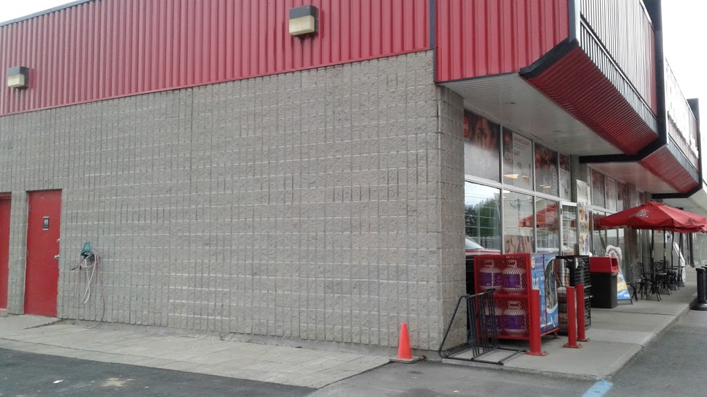 Sonic | 620 Rue Saint Maurice, Trois-Rivières, QC G8V 2X5, Canada | Phone: (819) 373-6611