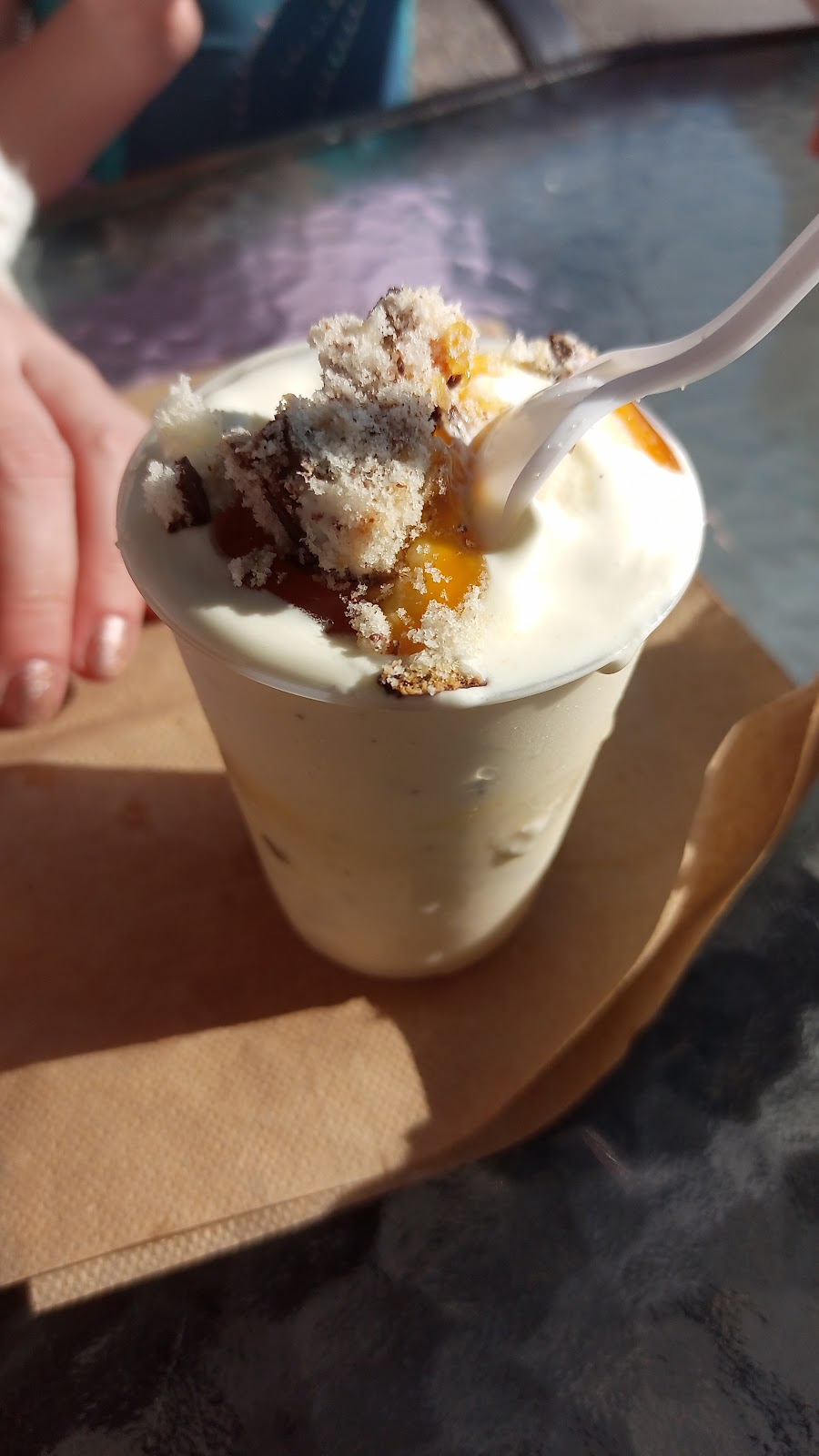 Leche Creme | 512 Av. de Grande Île, Salaberry-de-Valleyfield, QC J6S 3N6, Canada | Phone: (450) 370-0588