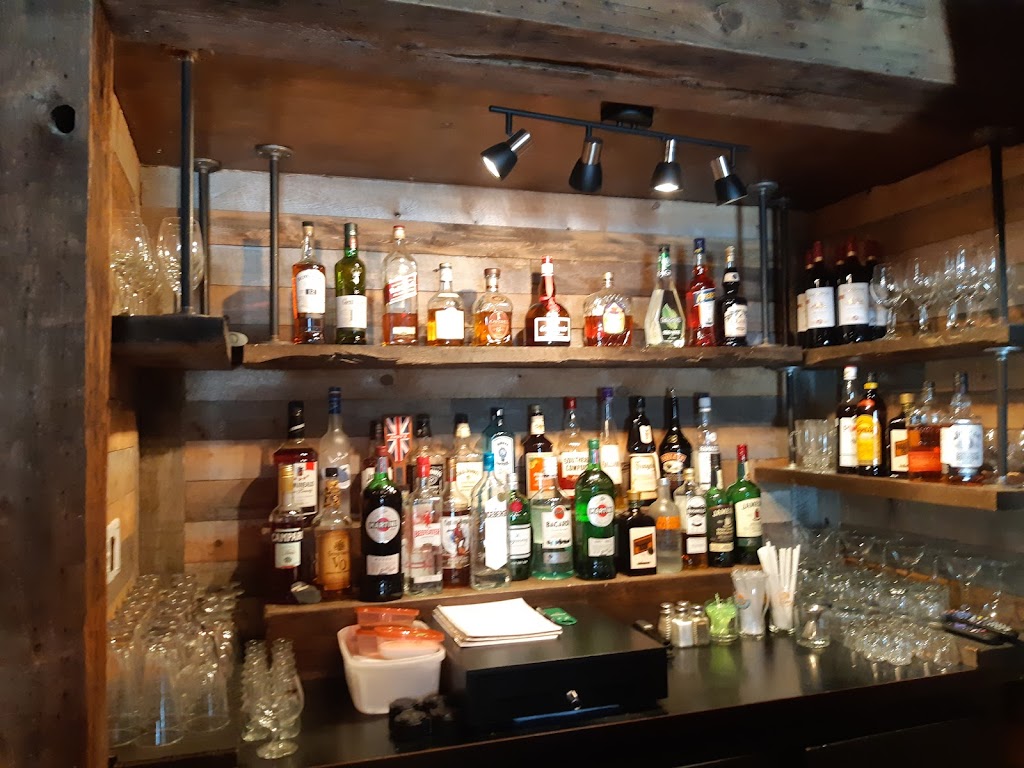 Cameron Public House | 84 Rue Cameron, Hudson, QC J7T 2H9, Canada | Phone: (450) 458-4464