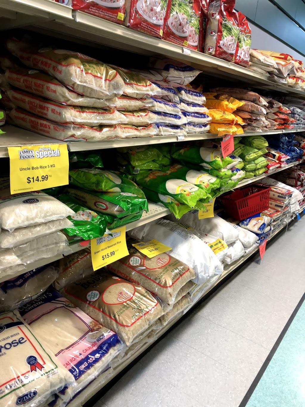 Elsafadi Supermarket | 209-10807 Castle Downs Rd NW, Edmonton, AB T5X 3N7, Canada | Phone: (780) 406-3617
