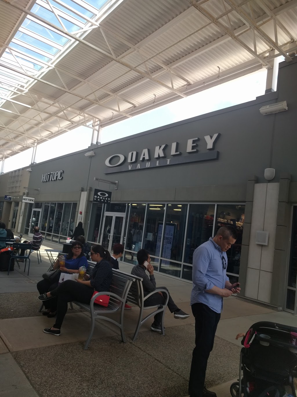 Oakley Vault, 13850 Steeles Ave W Halton Hills, ON