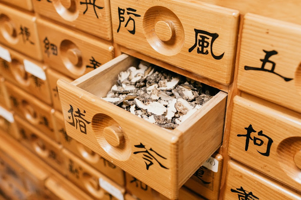 Hans Clinic Acupuncture & Herbal Medicine | 5665 Kingsway #190, Burnaby, BC V5H 2G4, Canada | Phone: (604) 336-5005