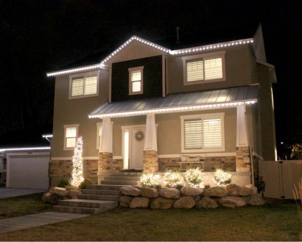 Calgary Solarlighting Tech | 36 Castlebury Ct NE, Calgary, AB T3J 1L5, Canada | Phone: (587) 707-4034