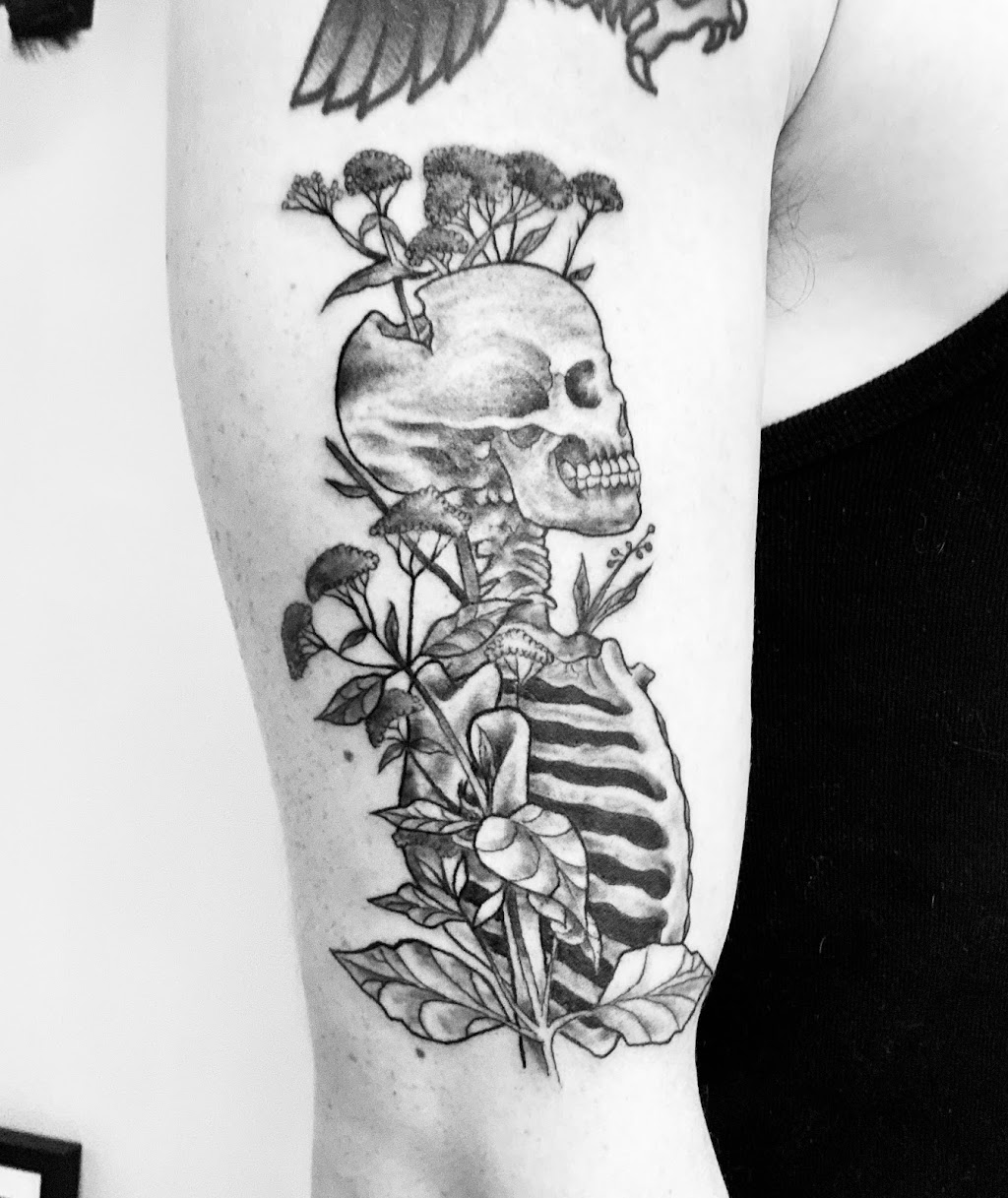 Primo Tattoo (J Primeau Founder Of Primal Art) | 327 Pembina Hwy, Winnipeg, MB R3L 2E3, Canada | Phone: (204) 509-3616