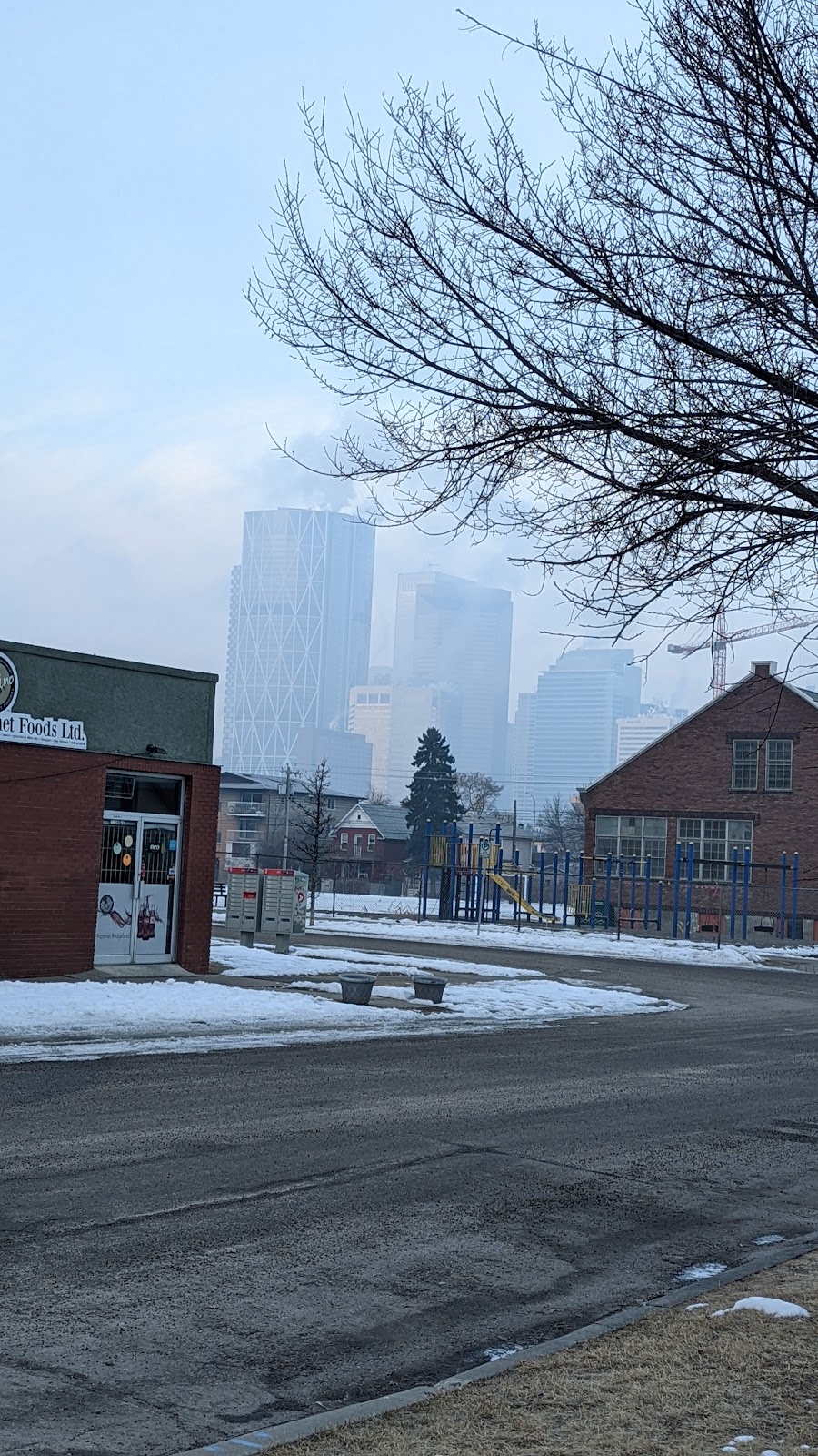 Peppinos Gourmet Foods | 721 2 Ave NE, Calgary, AB T2E 0G3, Canada | Phone: (587) 353-2703