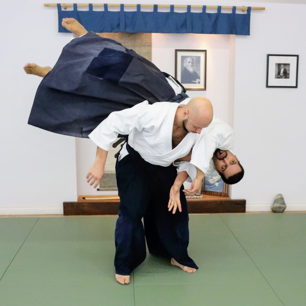 Montérégie Aikikai Aikido | 2295 Rue Joliette, Longueuil, QC J4K 4Z7, Canada | Phone: (450) 286-1622