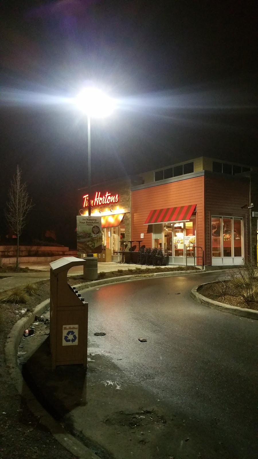 Tim Hortons | 526 Lancaster St W, Kitchener, ON N2K 1L9, Canada | Phone: (519) 570-3186