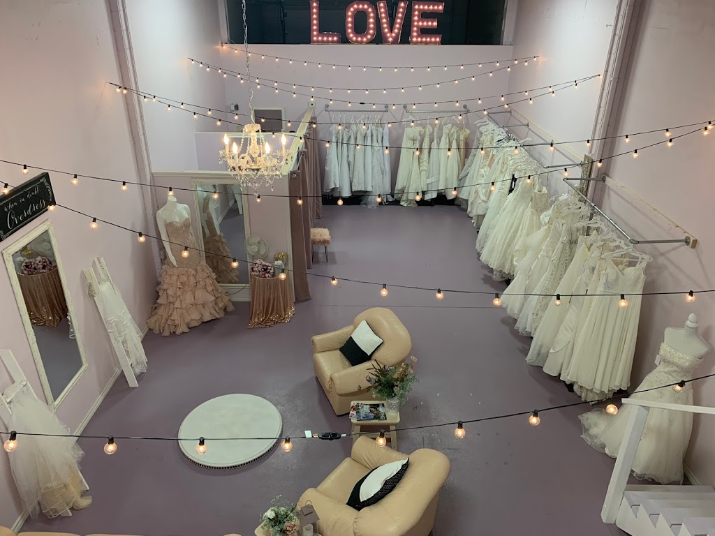 Ever After Bridal Boutique | 3 Royce Ave Unit 15, Orillia, ON L3V 5H8, Canada | Phone: (705) 326-0666