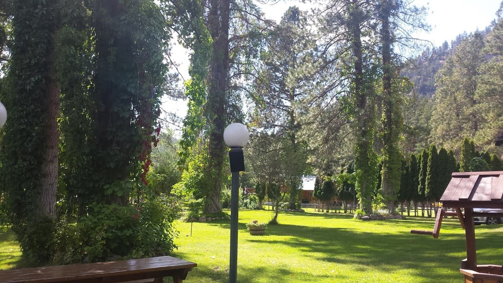 Old Hedley Road Inn | 1070 Old Hedley Rd, Hedley, BC V0X 1K0, Canada | Phone: (250) 295-1818