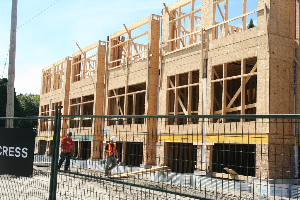 KOTT | 3228 Moodie Dr, Nepean, ON K2J 4S8, Canada | Phone: (613) 838-2775