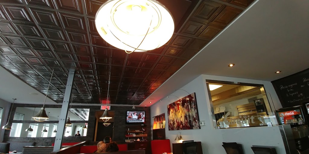 Pizzéria Circuit | 656, rue Jacques-Bédard, Quebec City, QC G2N 1C6, Canada | Phone: (418) 849-9403