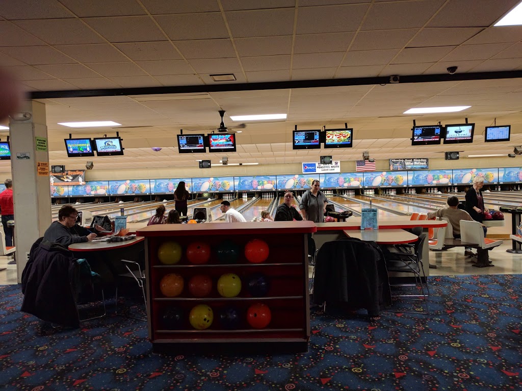 Classic Lanes | 1840 Military Rd, Buffalo, NY 14217, USA | Phone: (716) 873-3383