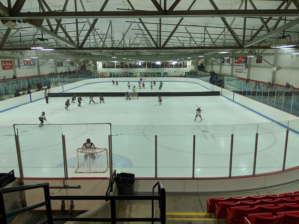 Norwich Arena | 53 Stover St S, Norwich, ON N0J 1P0, Canada | Phone: (519) 863-3733