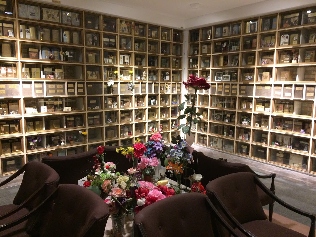 Alfred Dallaire Memoria | 2159 Boul Saint-Martin Est, Laval, QC H7E 4X6, Canada | Phone: (514) 277-7778