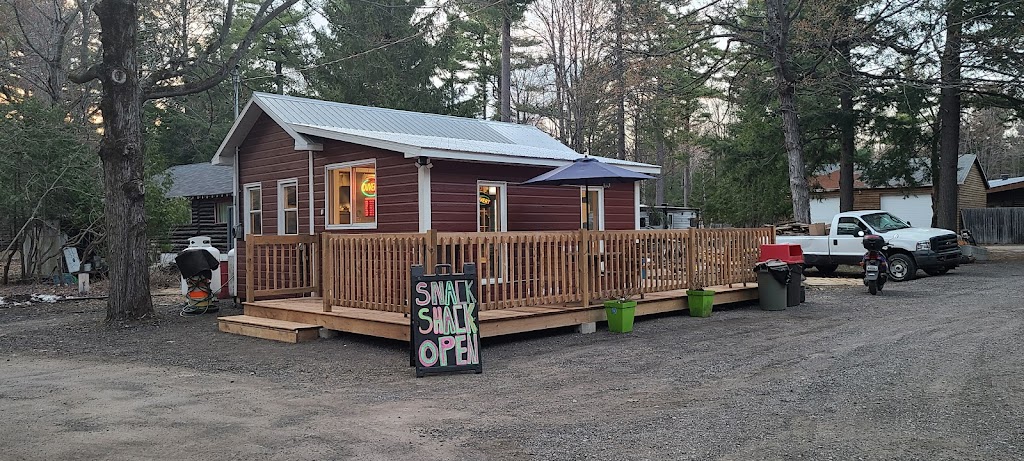 Kanehsatake snack shack | 411c Rue St Michel, Oka, QC J0N 1E0, Canada | Phone: (514) 346-2669