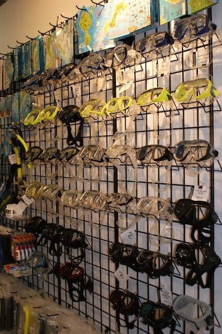 The Dive Outfitters | 11781 156 St NW, Edmonton, AB T5M 3N4, Canada | Phone: (780) 483-0044