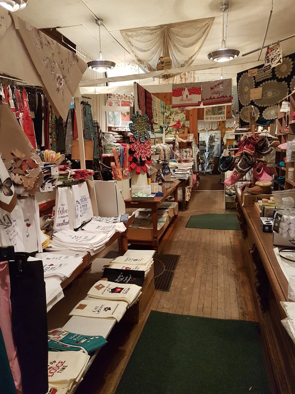 John M Hall The House Of Quality Linens | 43 Grand River St N, Paris, ON N3L 2M3, Canada | Phone: (519) 442-4242