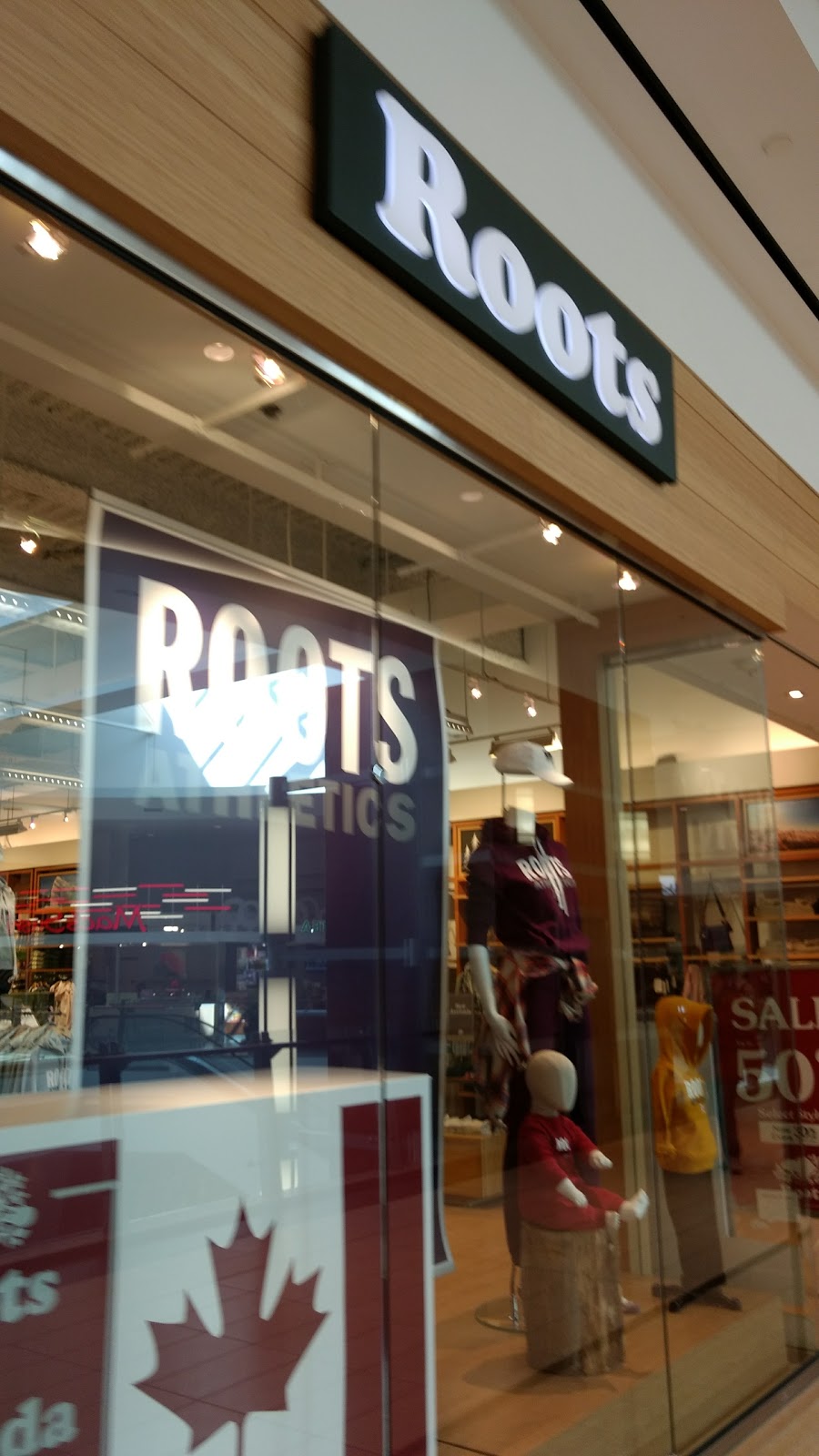 Roots | 300 Borough Dr Unit 275, Scarborough, ON M1P 4P5, Canada | Phone: (416) 296-9811