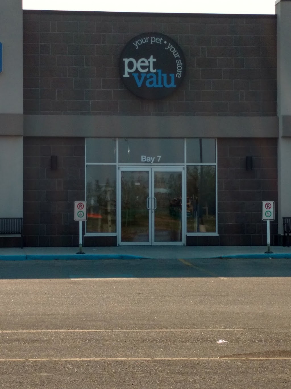 Pet Valu | 810 Centennial Blvd, Warman, SK S0K 4S1, Canada | Phone: (306) 934-3466